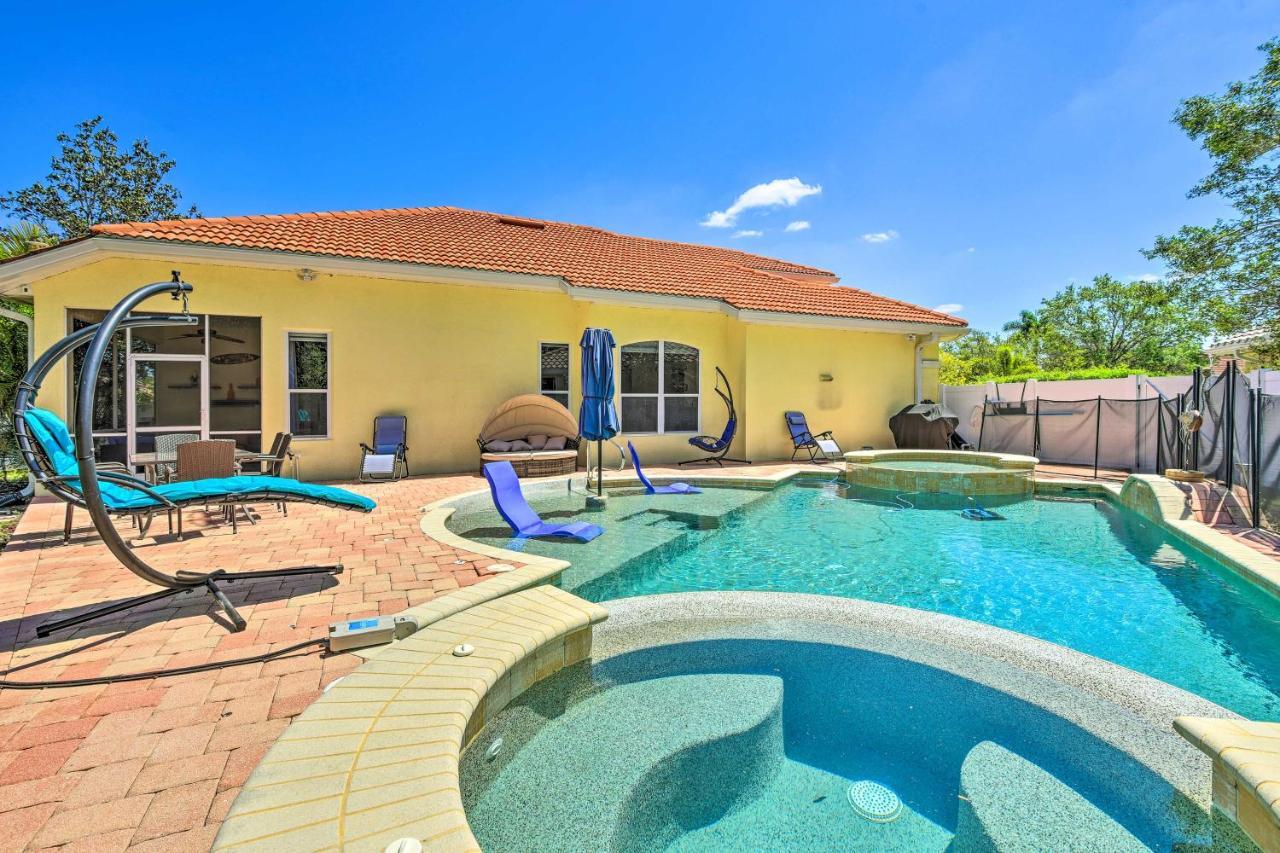 Sun-Soaked Sarasota Oasis With Pool And Hot Tub! Villa Eksteriør bilde
